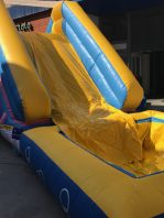 Alquilerde Castillo Hinchable Iceberg Terrestre